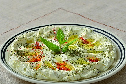 Labneh fresh - لبنه طازجـة كاملــة الدسم